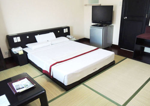Hotel Asia Cebu Stadt Exterior foto