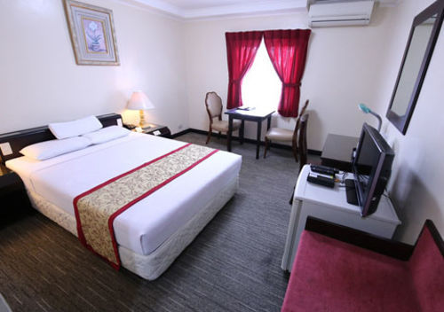 Hotel Asia Cebu Stadt Exterior foto